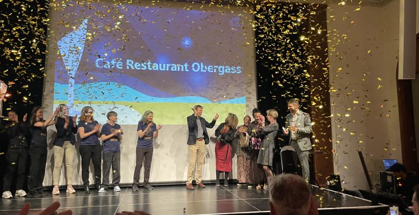 Team of Café Restaurant Obergass with the 1st prize of the KMU Max award